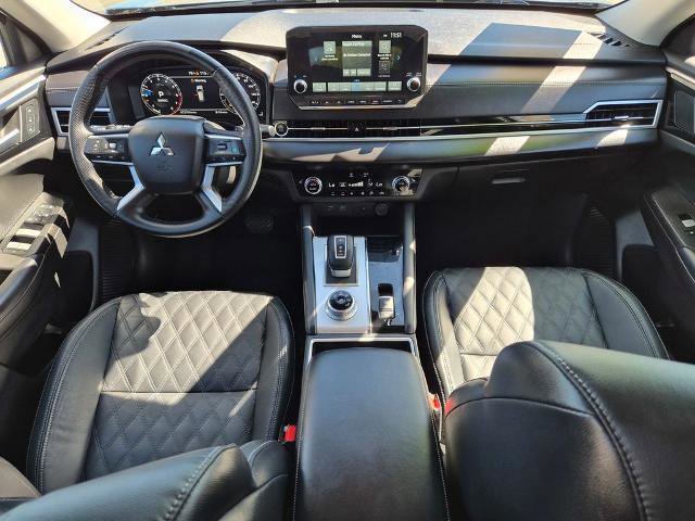 Used 2023 Mitsubishi Outlander SEL image 13