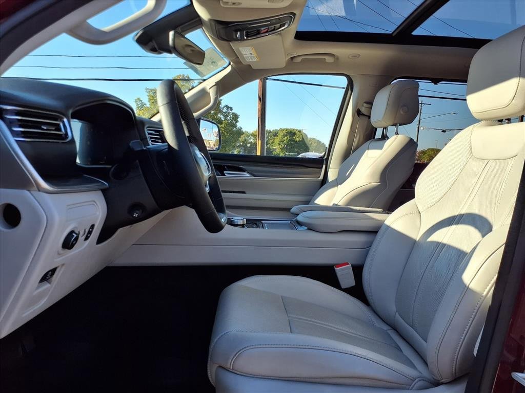 Used 2024 Jeep Wagoneer Series II w/ Premium Group I image 26