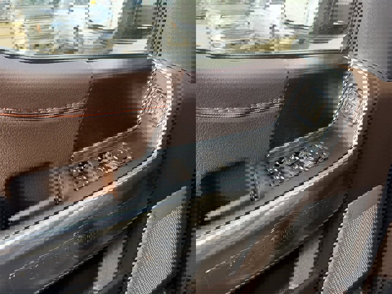 Certified 2025 Ford F150 King Ranch w/ FX4 Off-Road Package image 24