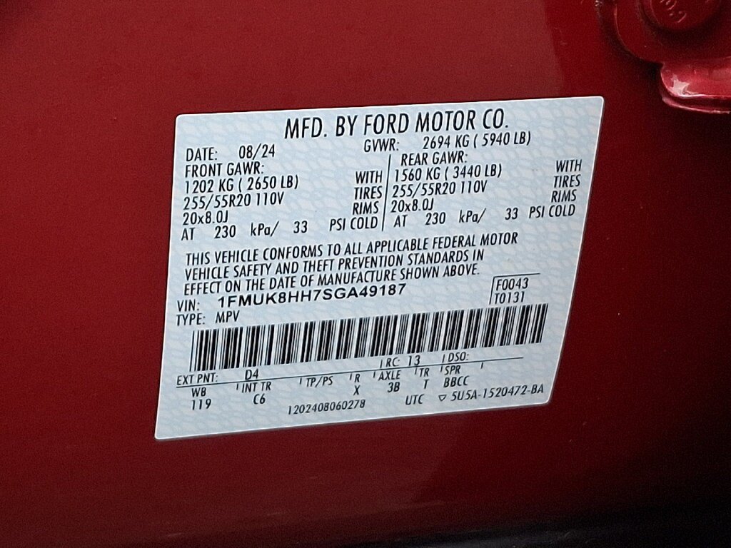 Certified 2025 Ford Explorer Platinum AWD/4WD image 28