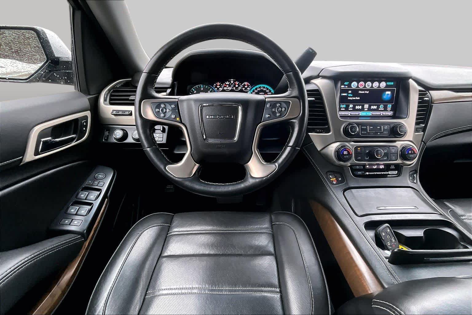 Used 2019 GMC Yukon Denali w/ Denali Ultimate Package AWD/4WD image 6