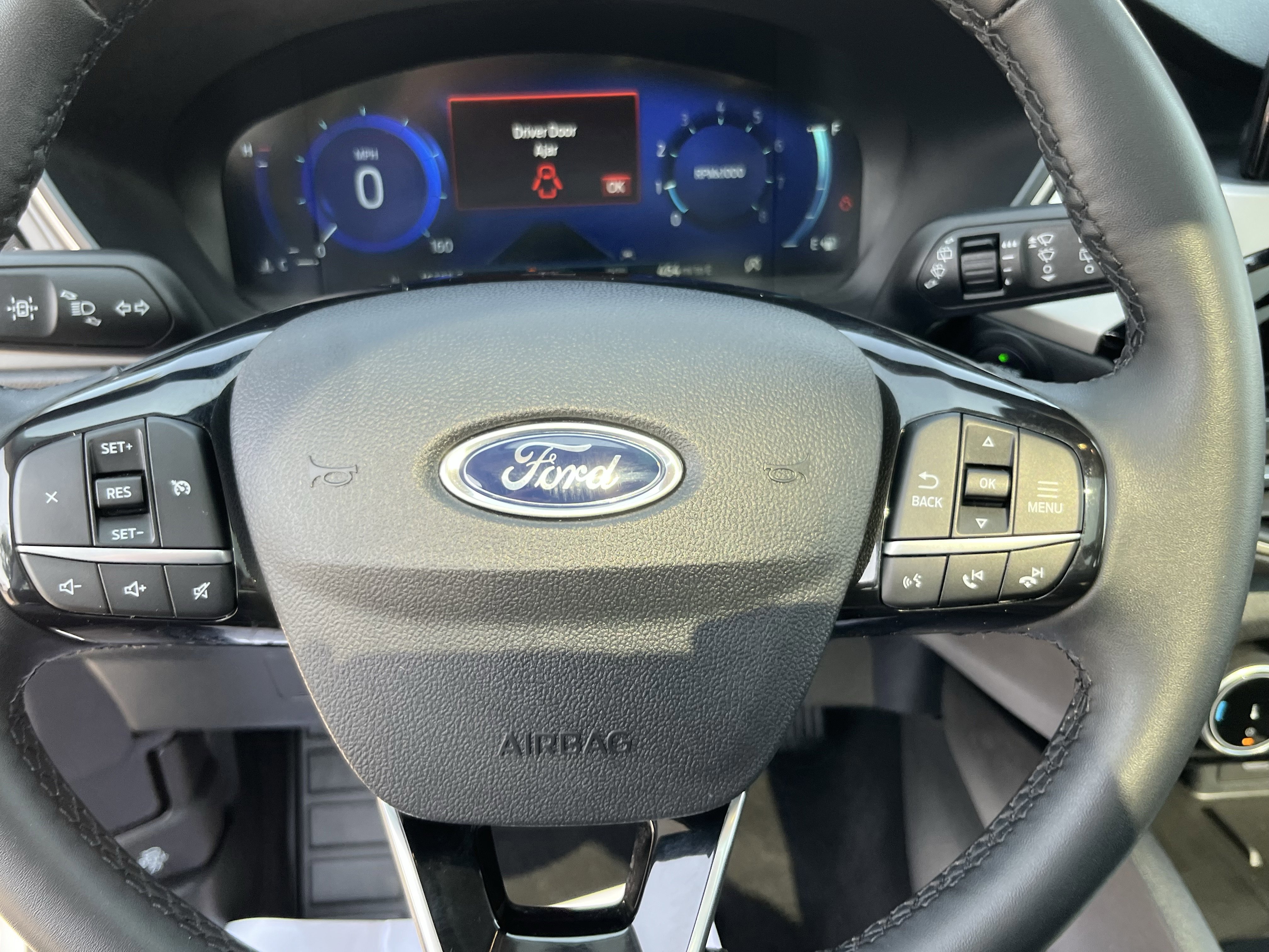 Certified 2022 Ford Escape SEL w/ Technology Package image 17