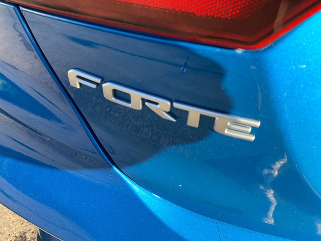 Used 2022 Kia Forte GT-Line w/ GT-Line Technology Package FWD image 16