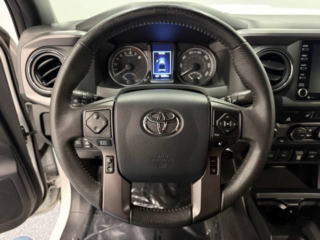 Used 2020 Toyota Tacoma TRD Sport w/ TRD Premium Sport Package AWD/4WD image 24