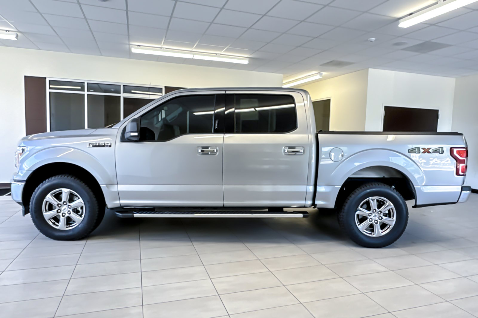 Certified 2020 Ford F150 XLT w/ Equipment Group 302A Luxury AWD/4WD image 7