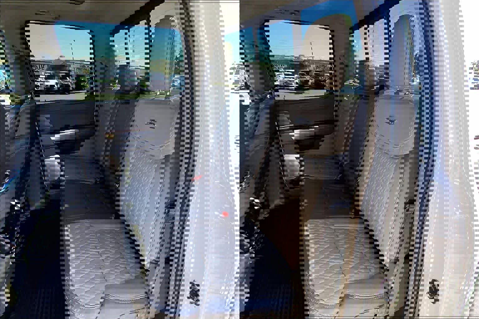 Certified 2024 Ford F150 Platinum w/ Equipment Group 703A Plus image 21