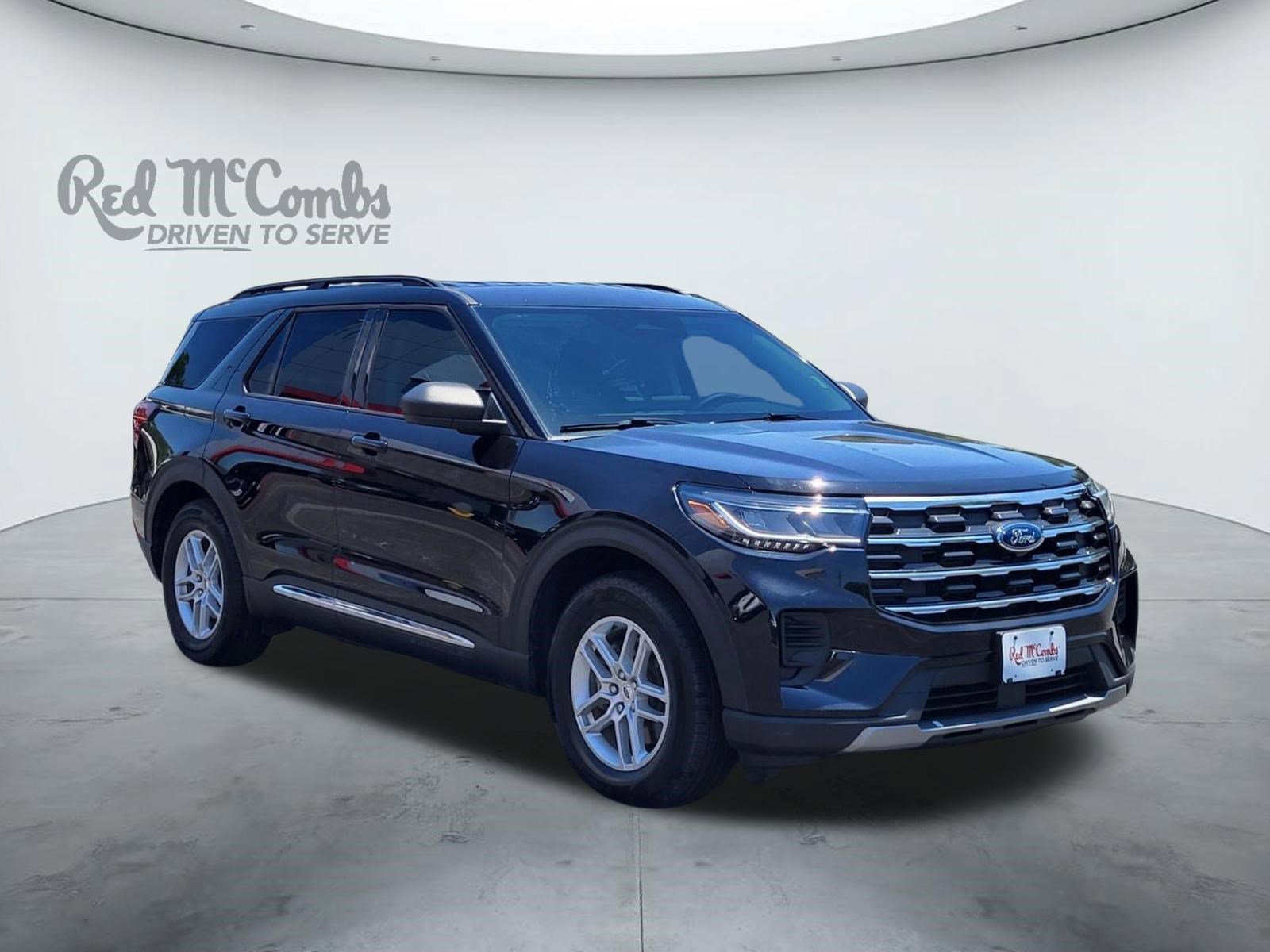 Certified 2025 Ford Explorer Active RWD image 1