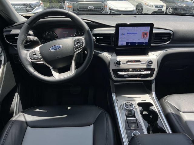 Certified 2024 Ford Explorer XLT w/ Equipment Group 202A AWD/4WD image 16