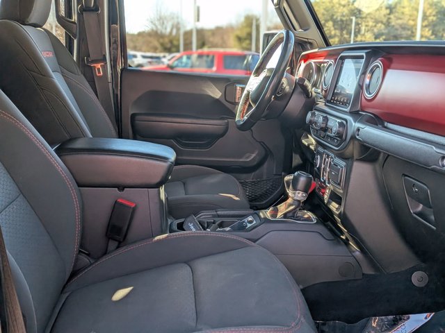 Used 2022 Jeep Gladiator Rubicon w/ Cold Weather Group image 39