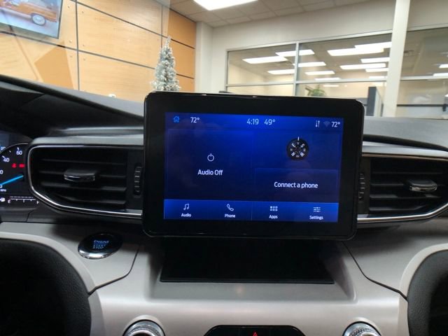 Certified 2023 Ford Explorer XLT w/ Equipment Group 202A image 15