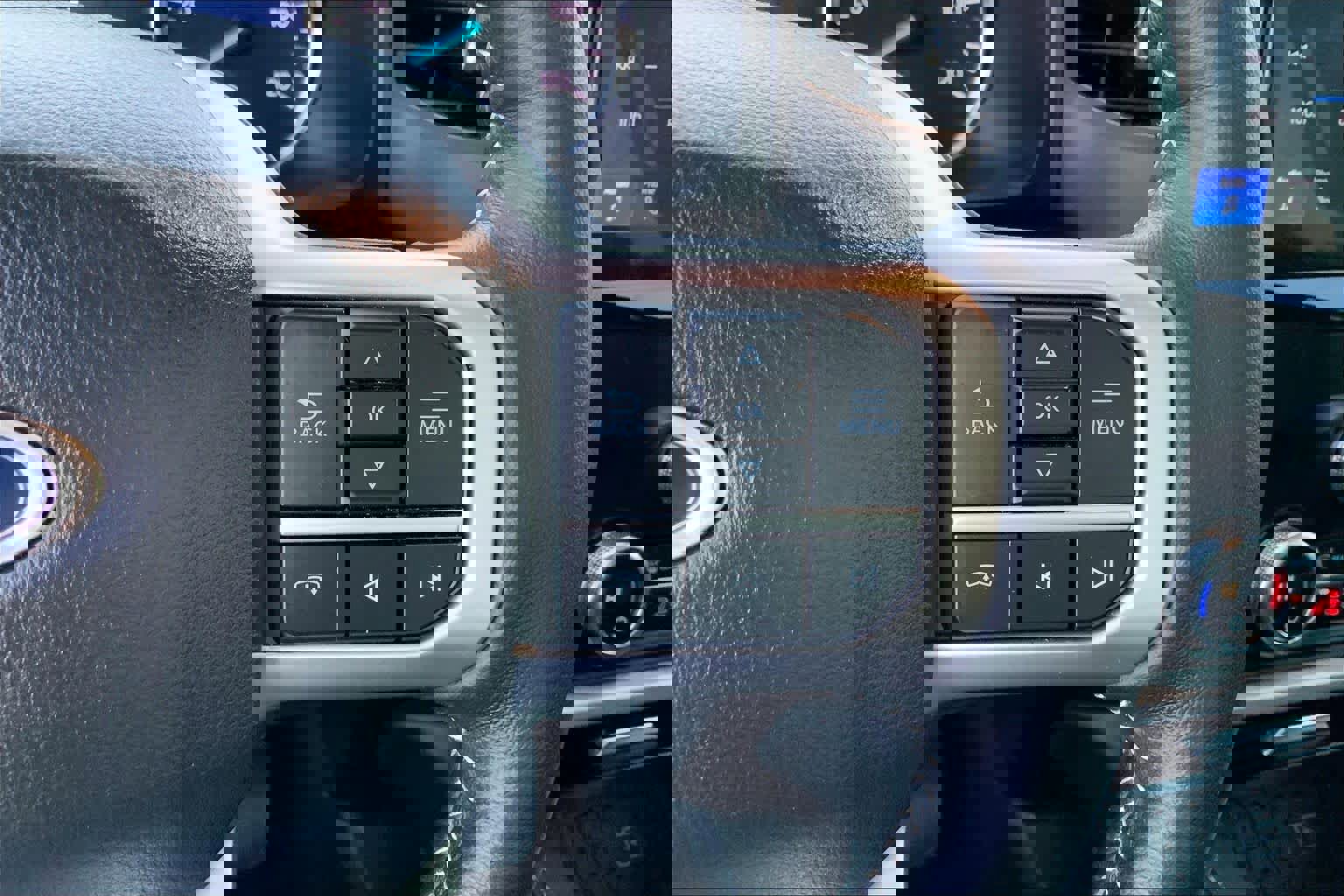 Certified 2024 Ford Expedition XLT image 23