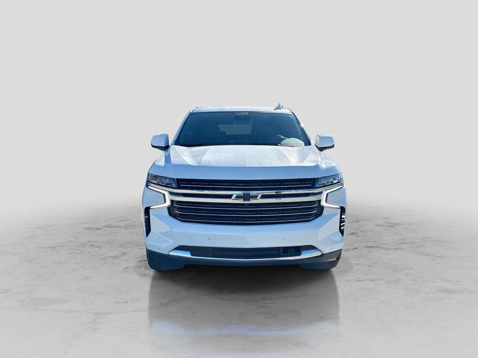 Used 2024 Chevrolet Suburban LT w/ Luxury Package AWD/4WD image 9