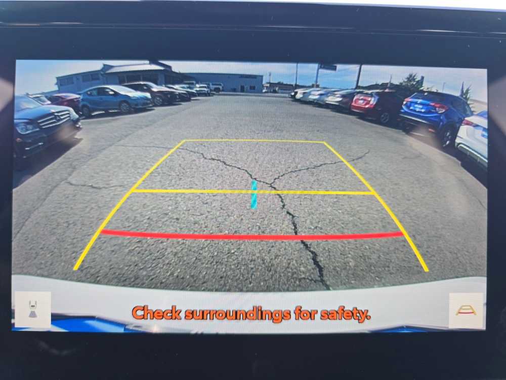 Used 2025 Toyota Camry SE FWD image 19