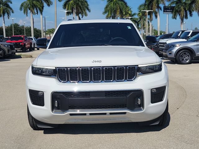 Used 2024 Jeep Grand Cherokee Overland AWD/4WD image 2