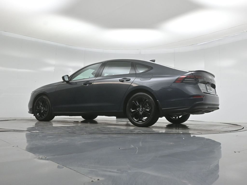 Used 2025 Honda Accord SE image 43