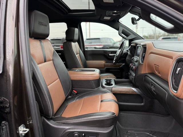 Used 2019 Chevrolet Silverado 1500 High Country w/ Technology Package image 34