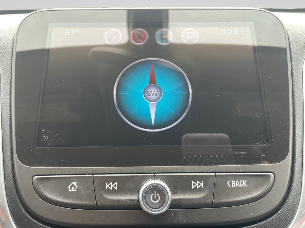 Used 2018 Chevrolet Equinox LT AWD/4WD image 29