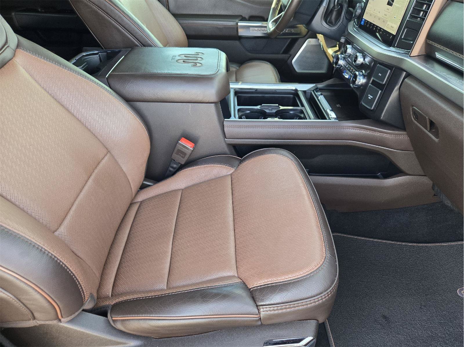 Certified 2024 Ford F350 King Ranch w/ FX4 Off-Road Package AWD/4WD image 14