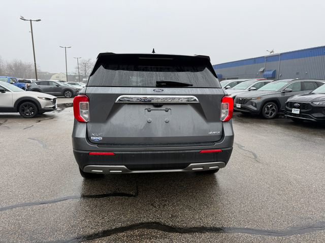 Certified 2022 Ford Explorer XLT w/ Equipment Group 202A image 27