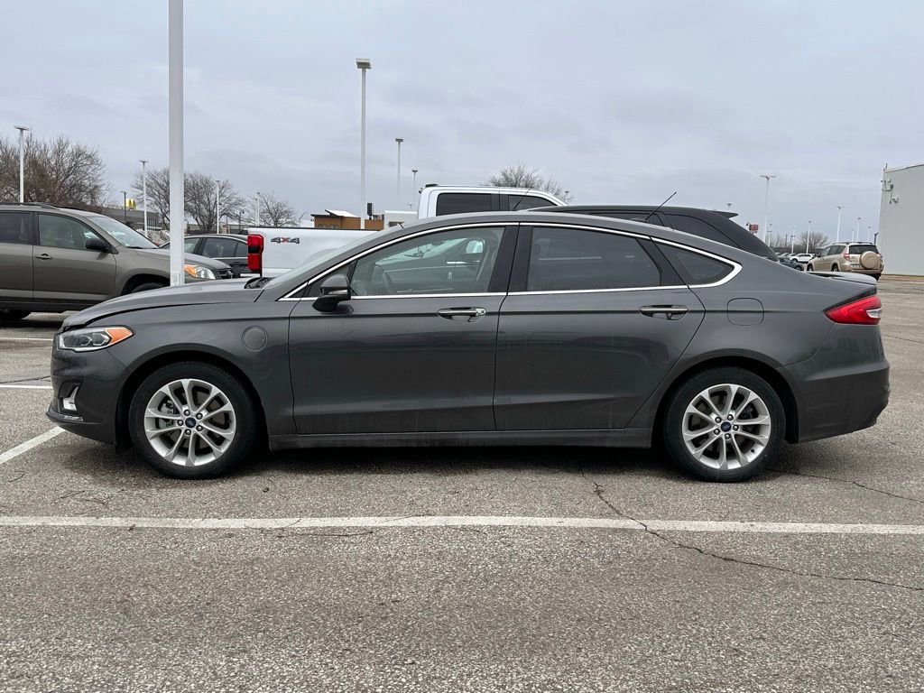 Certified 2019 Ford Fusion Energi Titanium FWD image 5