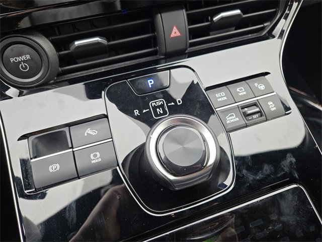 Used 2024 Toyota bZ4X Limited image 16