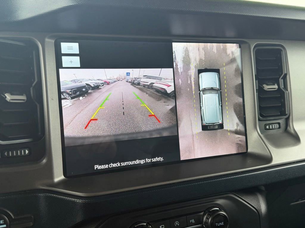 Certified 2022 Ford Bronco Outer Banks image 6