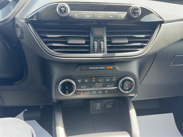 Certified 2023 Ford Escape Active AWD/4WD image 17