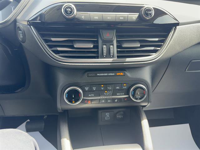 Certified 2023 Ford Escape Active AWD/4WD image 17