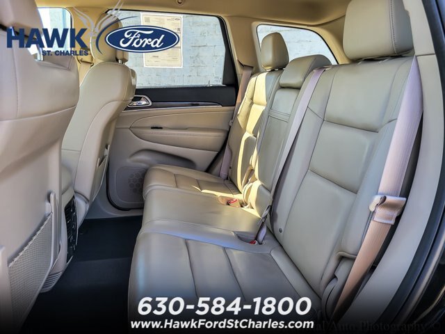 Used 2018 Jeep Grand Cherokee Limited AWD/4WD image 9