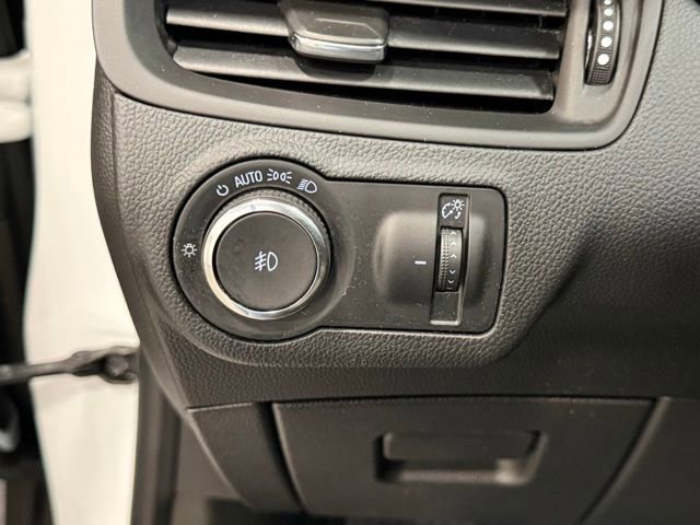 Used 2017 Buick Envision Essence AWD/4WD image 15