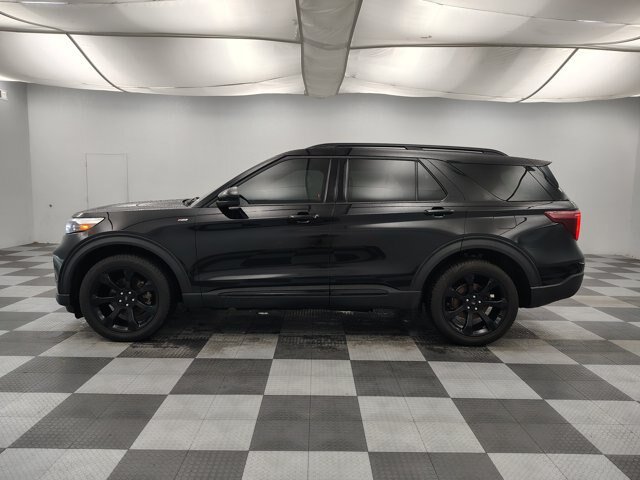 Certified 2024 Ford Explorer ST-Line w/ Class IV Trailer Tow Package AWD/4WD image 8