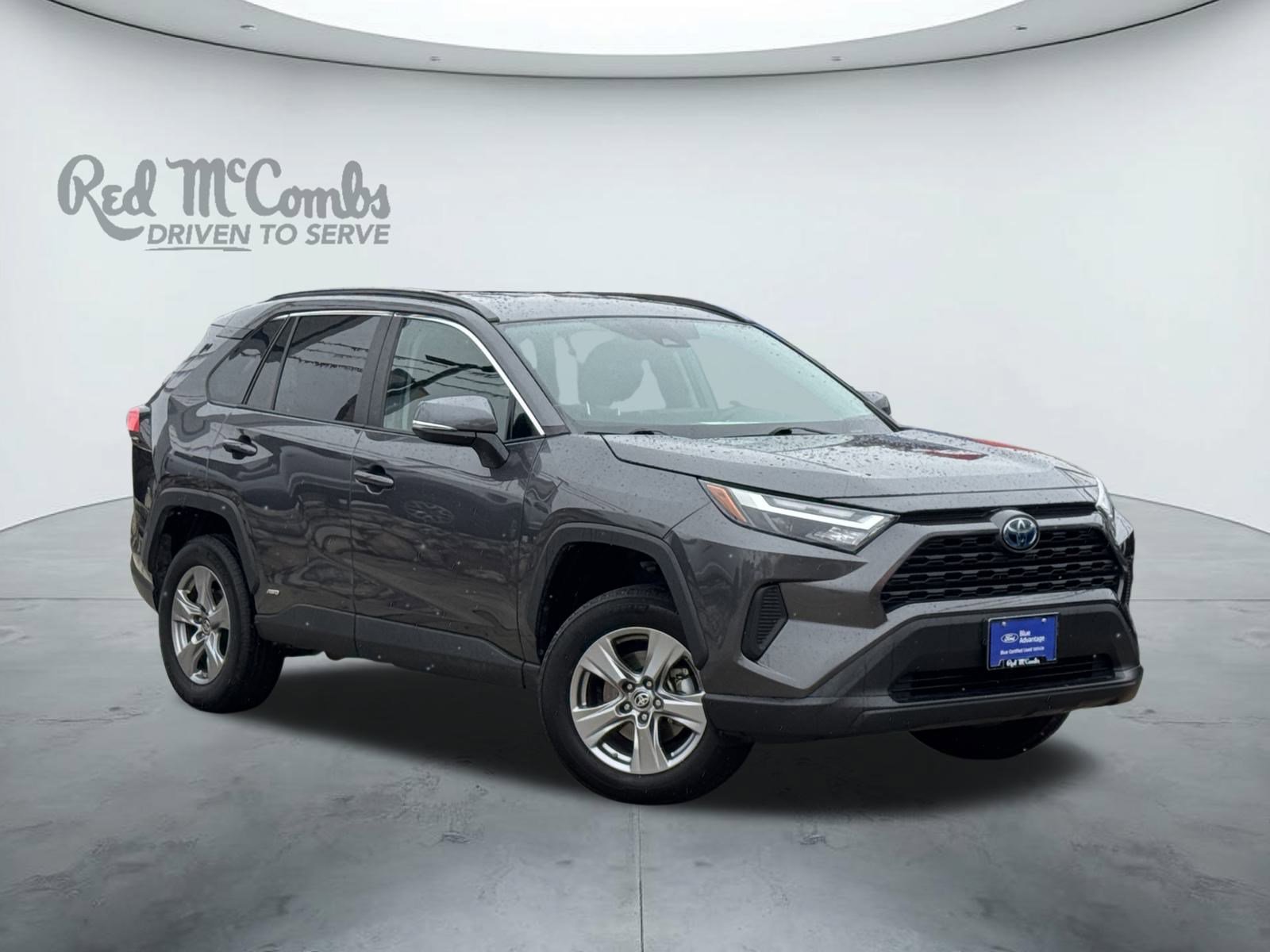 Used 2024 Toyota RAV4 LE image 1