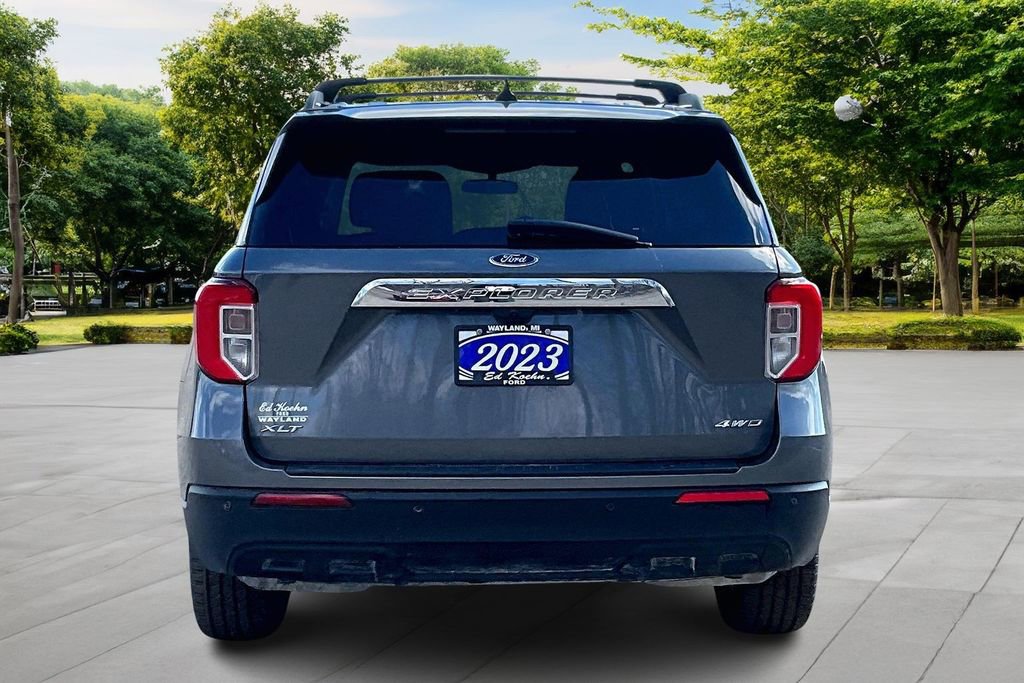Certified 2023 Ford Explorer XLT AWD/4WD image 4