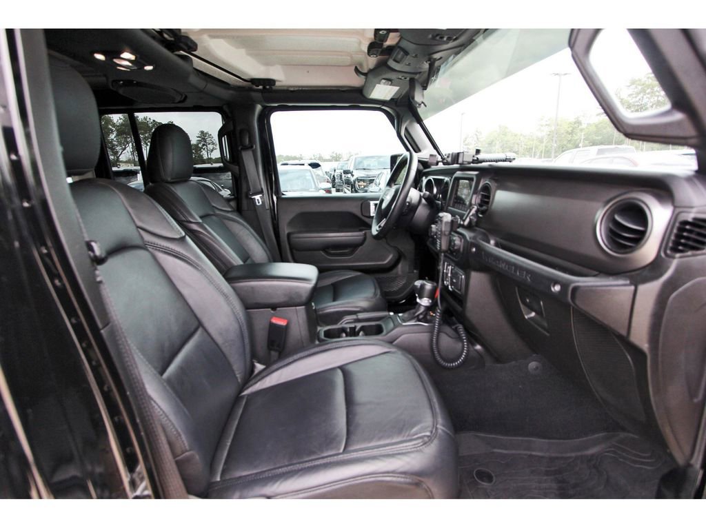 Used 2022 Jeep Wrangler Unlimited Sport AWD/4WD image 24