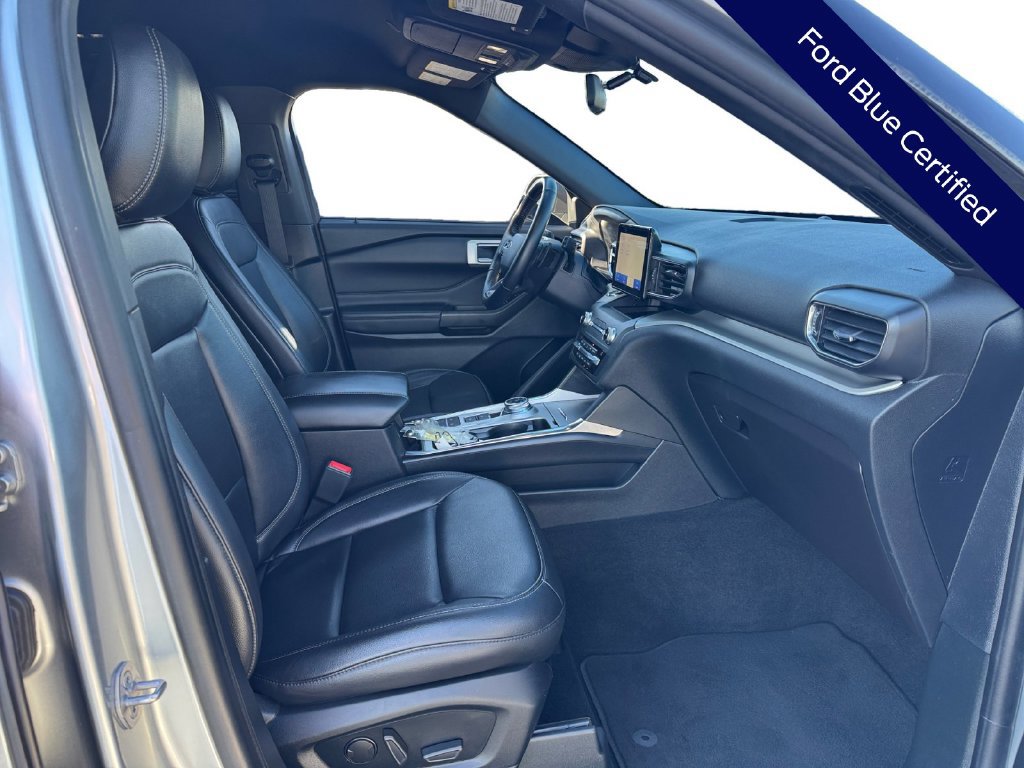 Certified 2020 Ford Explorer XLT w/ Equipment Group 202A RWD image 20