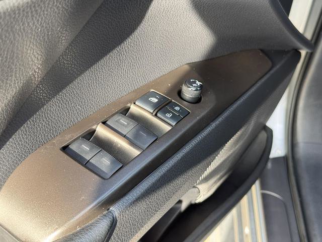 Used 2022 Toyota Camry SE w/ Convenience Package image 11