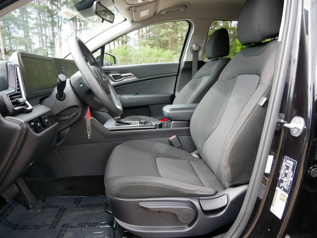 Used 2023 Kia Sportage LX AWD/4WD image 14
