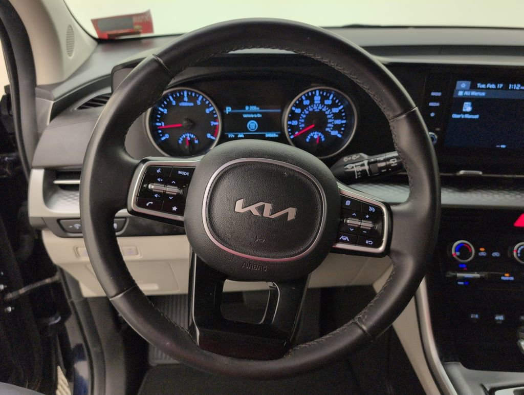Used 2024 Kia Carnival LX image 40