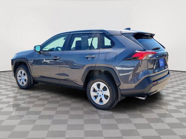 Used 2025 Toyota RAV4 LE AWD/4WD image 3