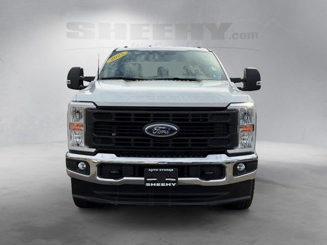Certified 2025 Ford F250 XL w/ XL Chrome Package AWD/4WD image 9