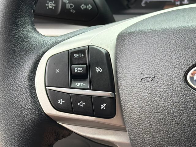 Certified 2022 Ford Explorer XLT w/ Equipment Group 202A RWD image 32