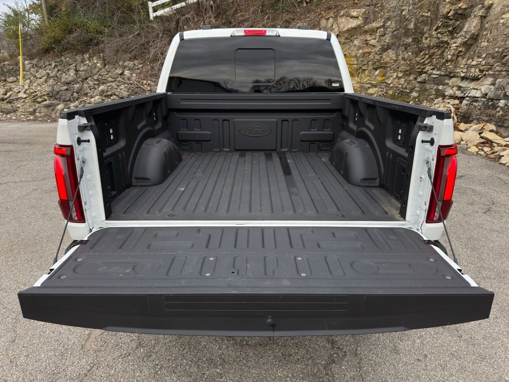 Certified 2025 Ford F150 Lariat w/ Equipment Group 501A Mid image 9