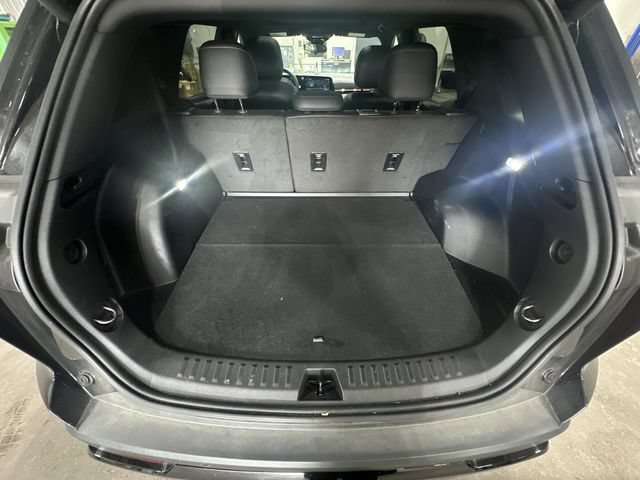 Used 2025 Chevrolet Equinox RS FWD image 25