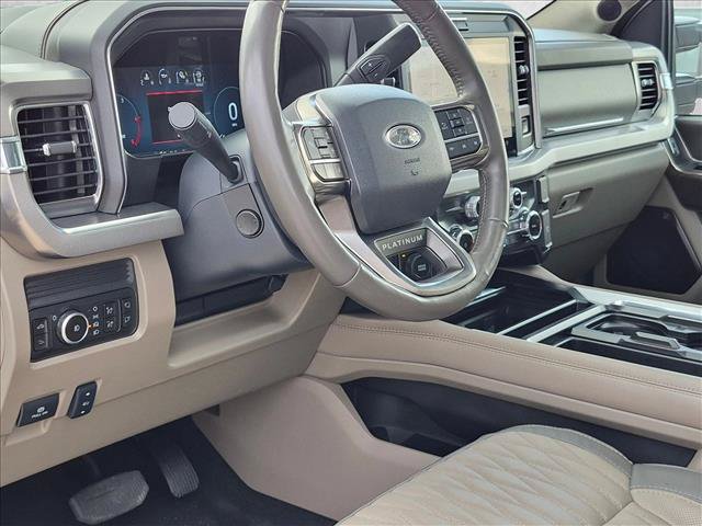 Certified 2025 Ford F250 Platinum w/ Platinum Plus Package AWD/4WD image 9