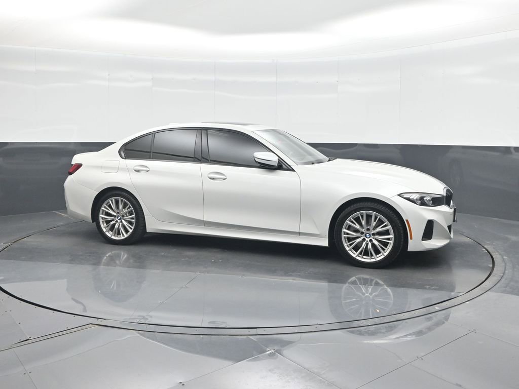 Used 2023 BMW 330i Sedan w/ Driving Assistance Package RWD image 11