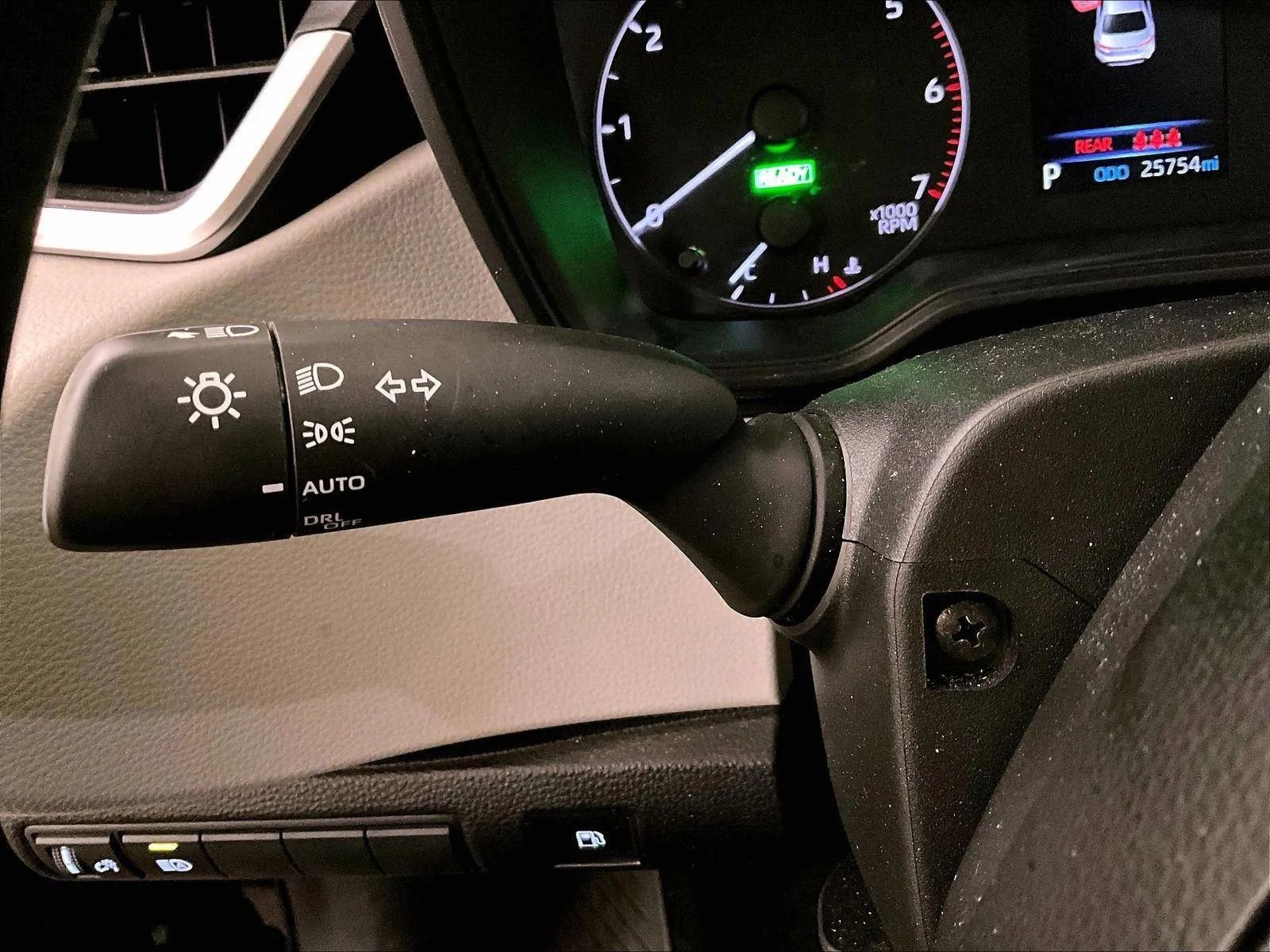 Used 2024 Toyota Corolla LE FWD image 30