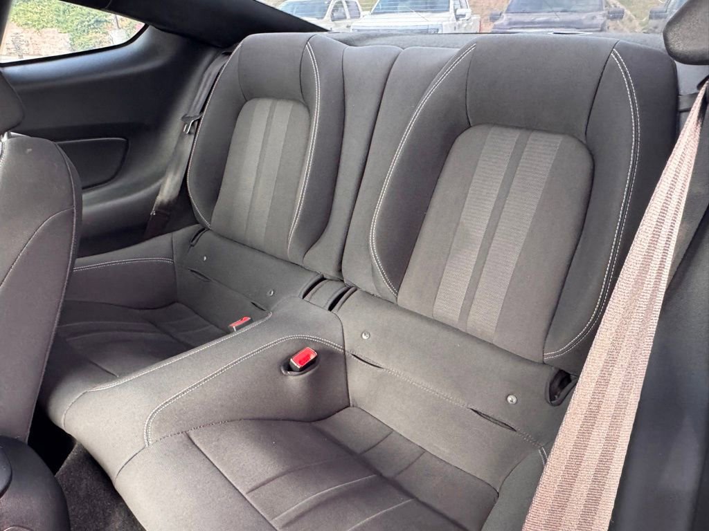 Certified 2019 Ford Mustang Coupe RWD image 30