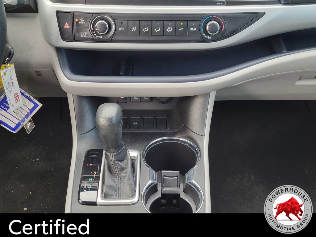 Used 2019 Toyota Highlander LE FWD image 24