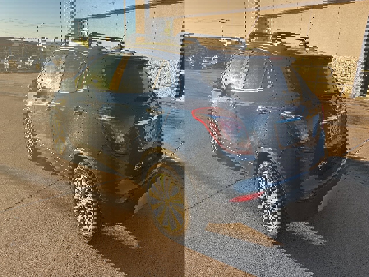 Used 2020 Buick Encore Preferred image 2