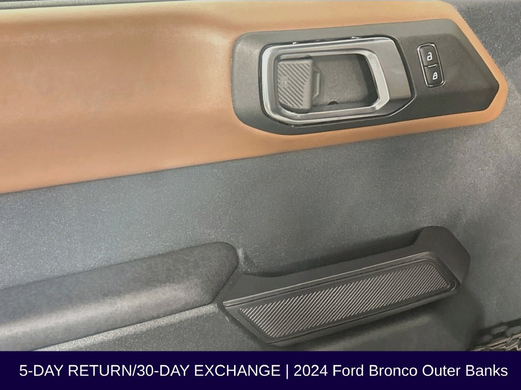 Certified 2024 Ford Bronco Outer Banks AWD/4WD image 23